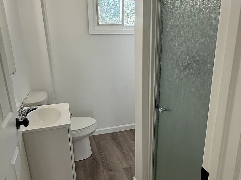 52 Walnut St — Photo 9