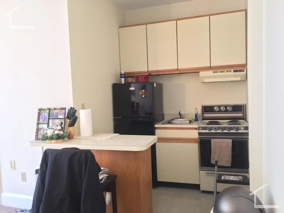 Photo 2 of 4 - 837 Beacon St #205 - Boston, MA Building Photo - 837 Beacon St #205