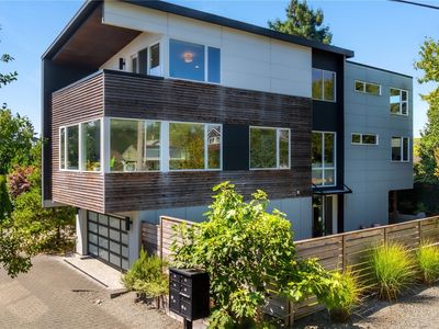 5151 S Frontenac Street, Seattle, WA, 98118