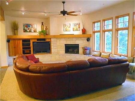 5th image of 1637 Carriage Creek Dr