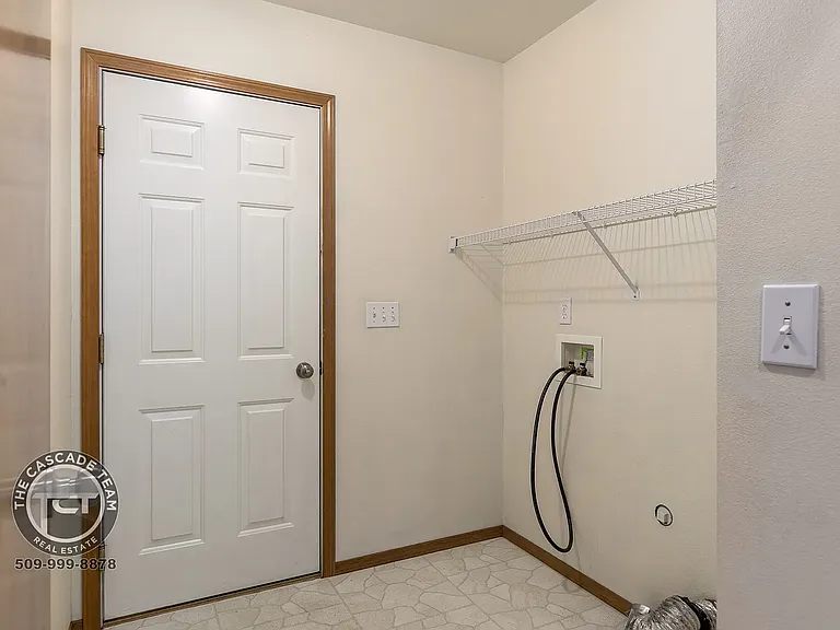 6715 N Louvonne Dr — Photo 15