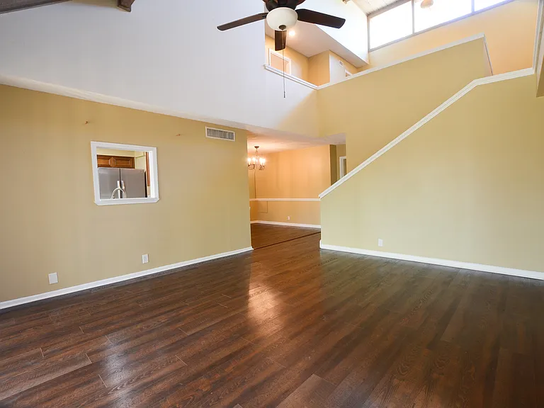 226 Crown Oaks Way — Photo 7