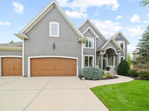 12321 Westgate St, Overland Park, KS 66213
