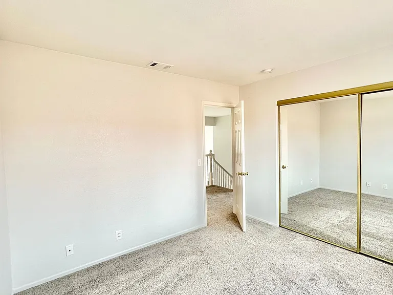 1043 Carryll Park Ct — Photo 39