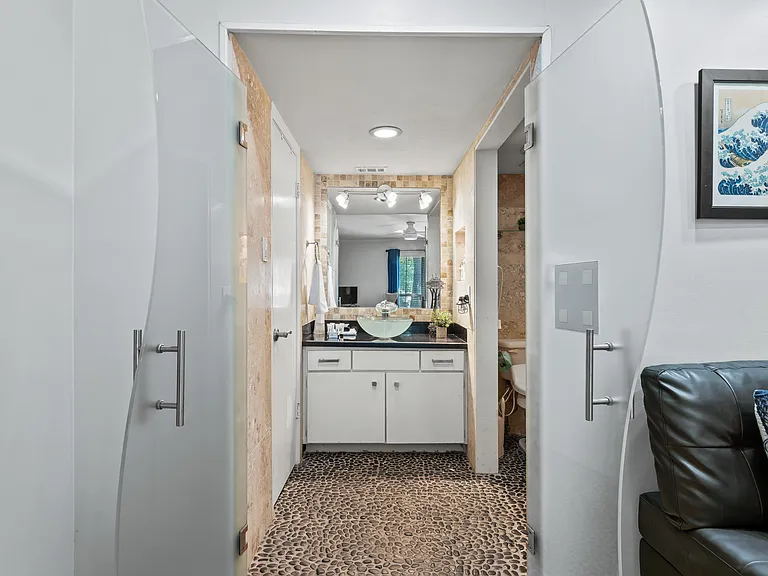 7929 Meadow Park Dr #201 — Photo 23