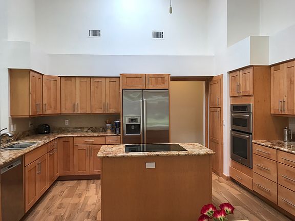 2nd image of 654 Pine Shadow Ct