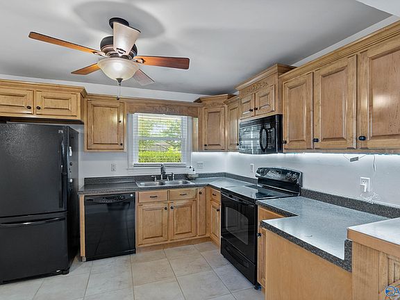 5th image of 1525 Old Albany Cir SE