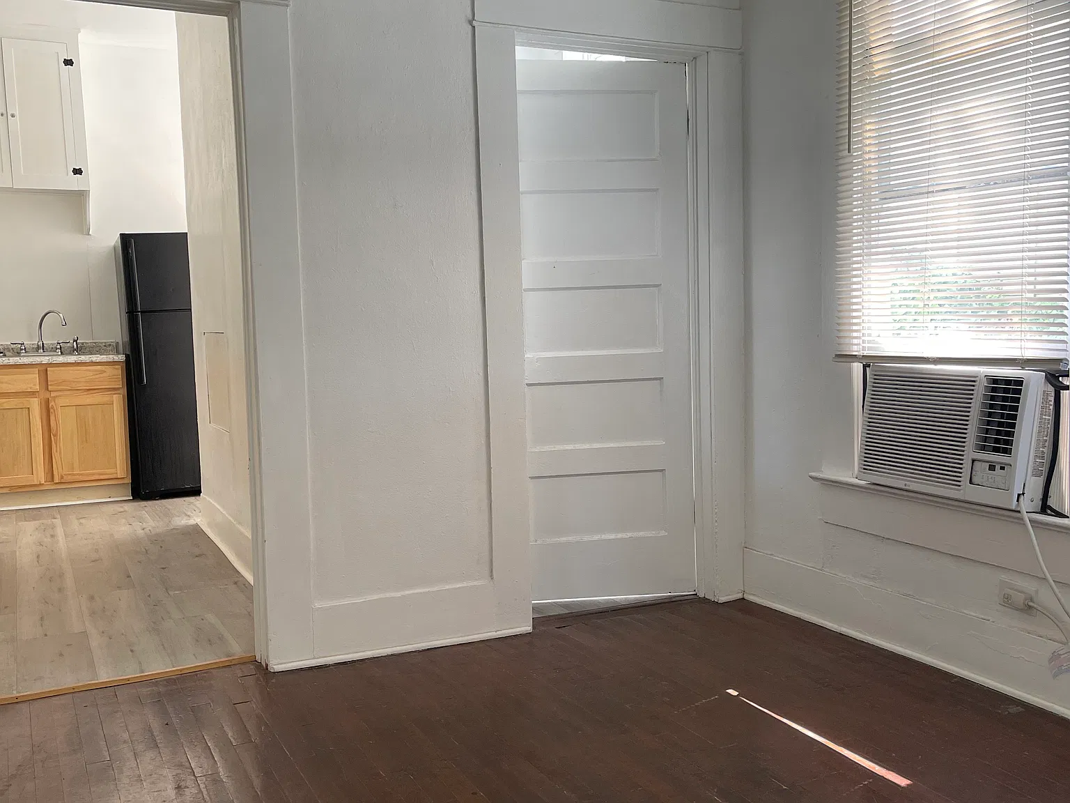 310 Roosevelt Ave — Photo 4