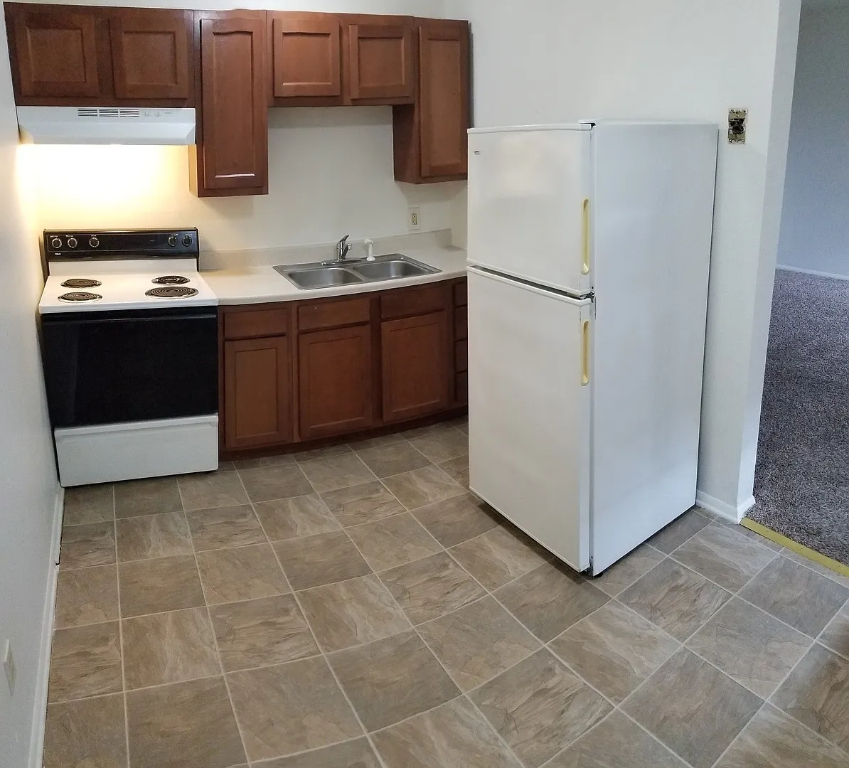 Building Photo - Aquarius Apartments
