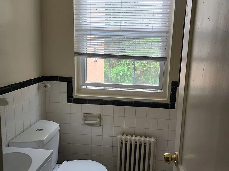 102 Schuyler Rd #204 — Photo 7