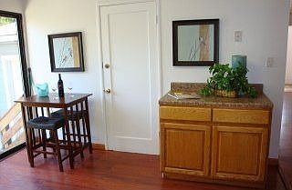4th image of 518 Helen Dr
