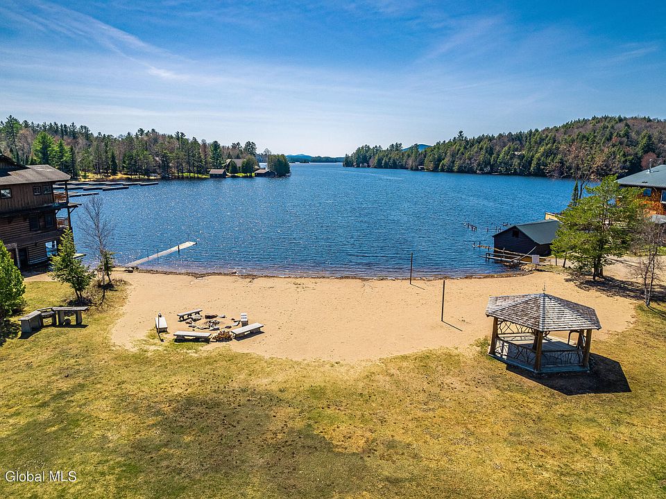 31 Bayside Dr Saranac Lake, NY, 12983 Apartments for Rent Zillow