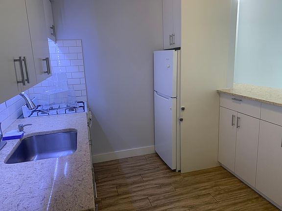 5th image of 5809 74th St #1