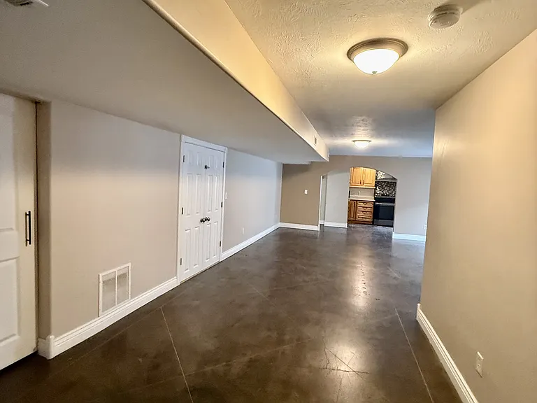 4427 S Lago Grande Dr — Photo 3