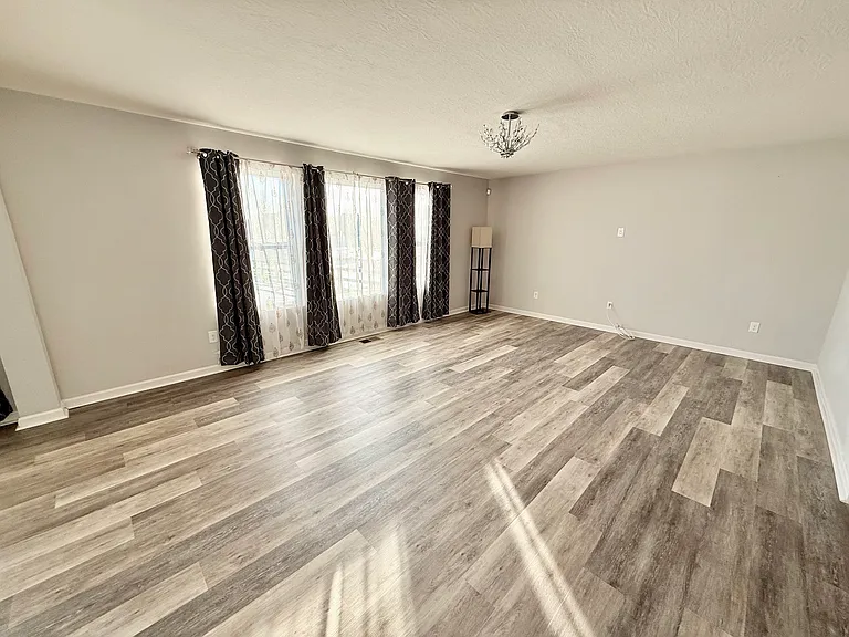 4385 Legacy Greens Dr — Photo 13