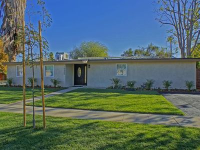 19500 Blythe St, Reseda, CA, 91335