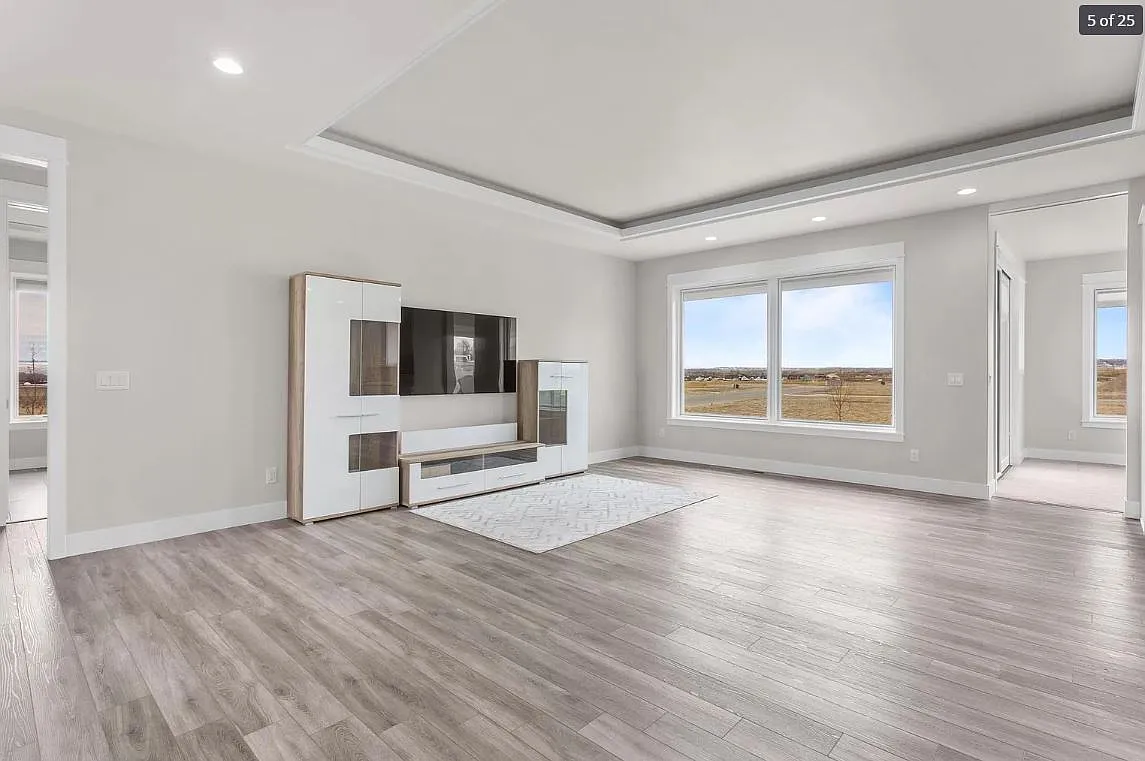 2504 Aspen Creek Trail - 1 — Photo 4