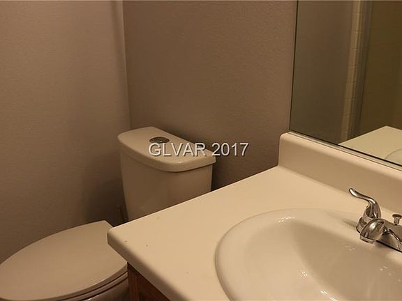 5th image of 6704 Dunraven Ave
