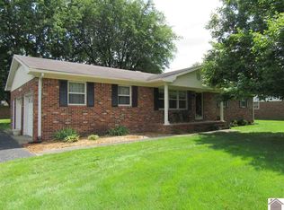 210 Postoak Trl, Paducah, KY 42003