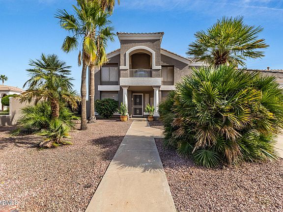 2nd image of 631 N SABINO Drive