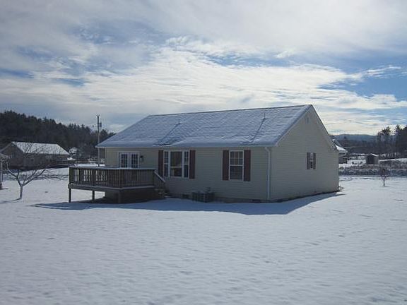2nd image of 310 Lily Ln