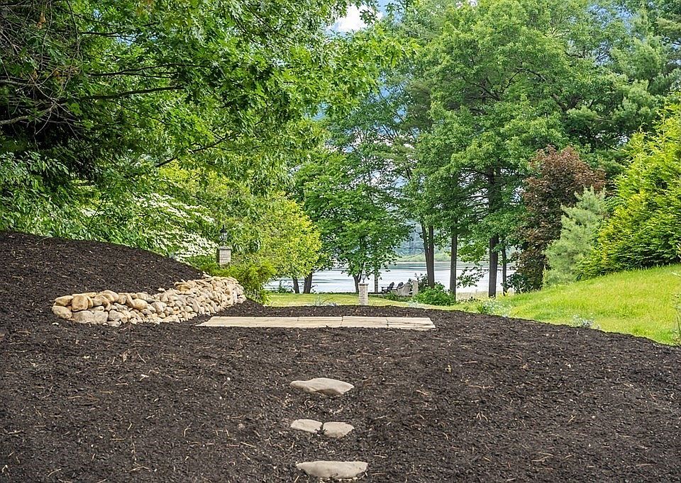 58 Spectacle Pond Rd, Littleton, MA 01460 Zillow