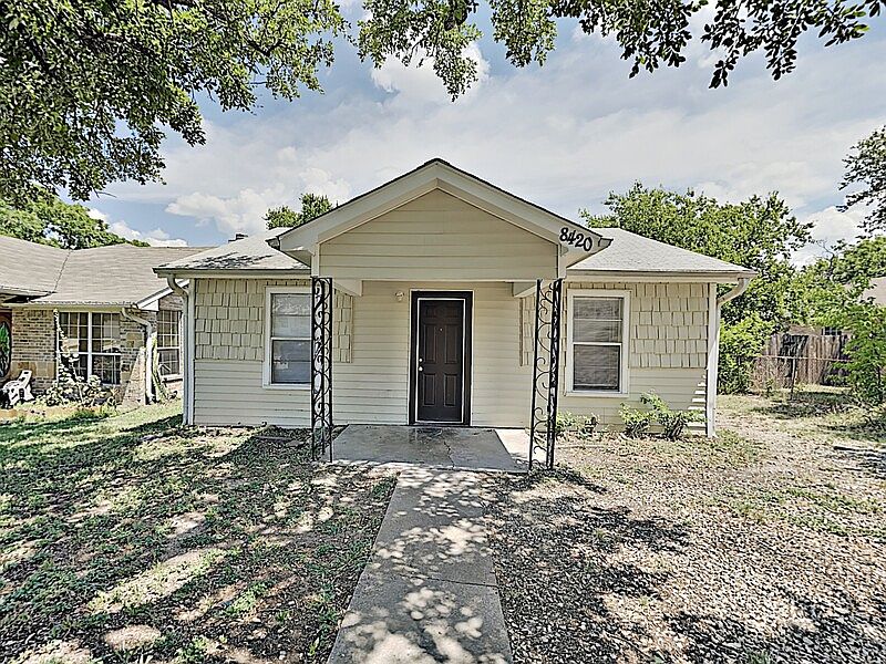 1st image of 8420 Whitney Dr