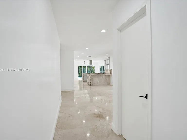 4024 Frances Dr — Photo 24