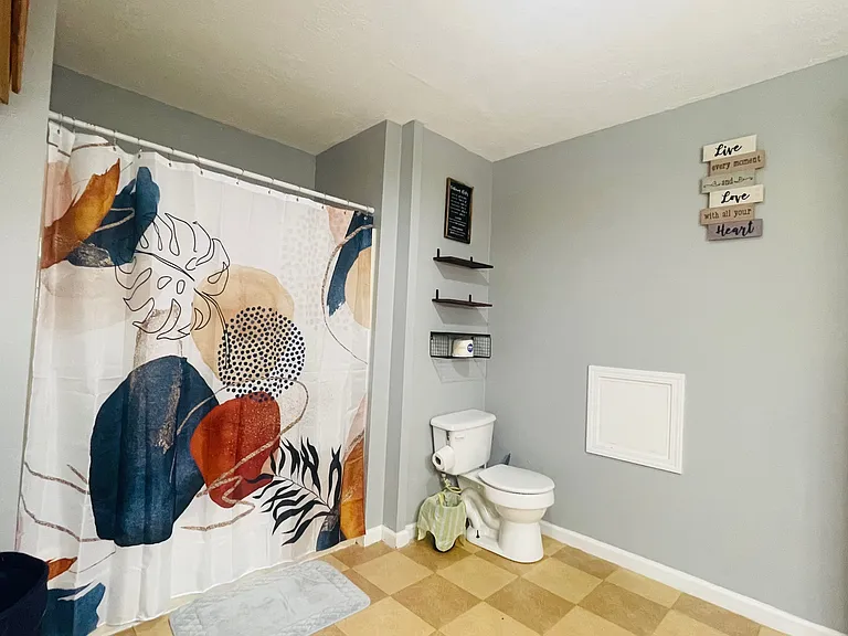 1709 Gandy St — Photo 15