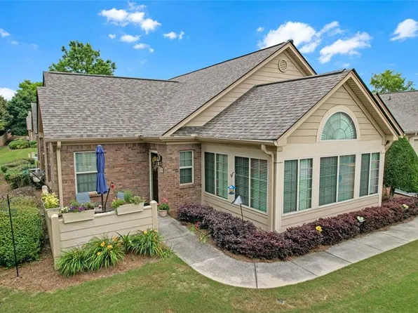 1402 Silver Summit Dr SE, Conyers, GA 30094