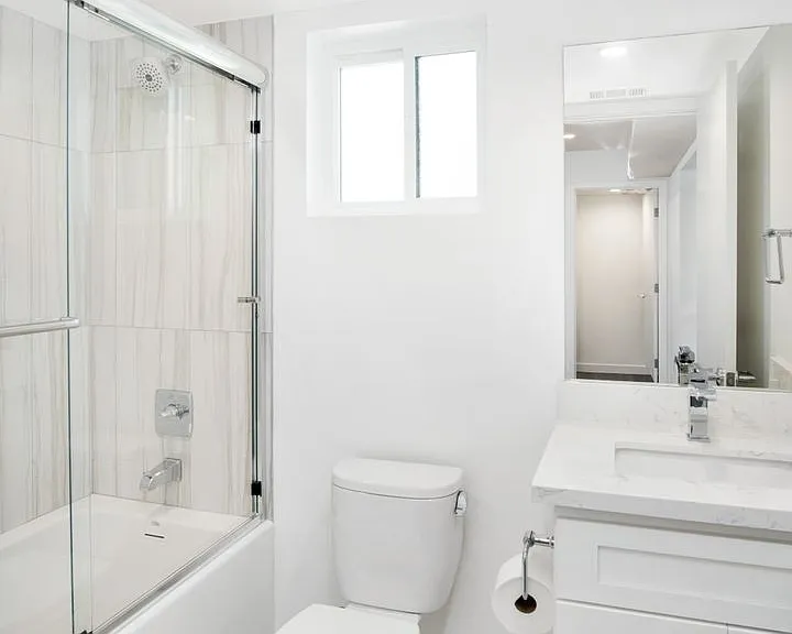 Brand New 3Bed/3.5 Bath Townhouse Available Now! — Photo 6