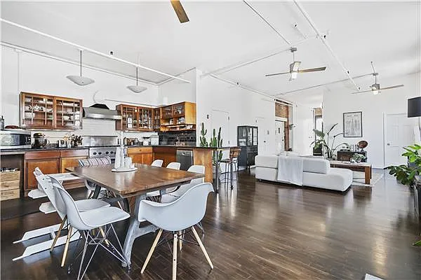 Rented by Avenue Sotheby's International Realty | media 24