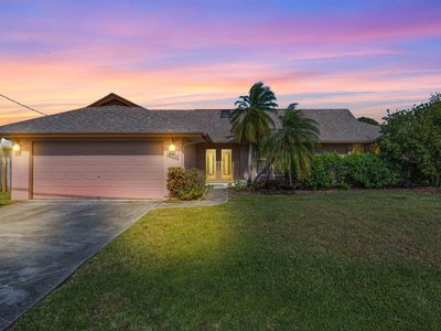 1887 SE Bowie Street, Port Saint Lucie, FL, 34952
