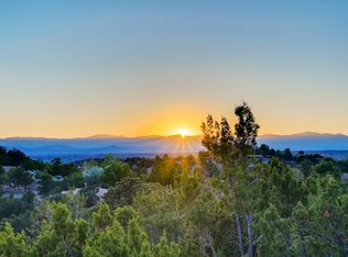 1800 Camino De Cruz Blanca, Santa Fe, NM 87505