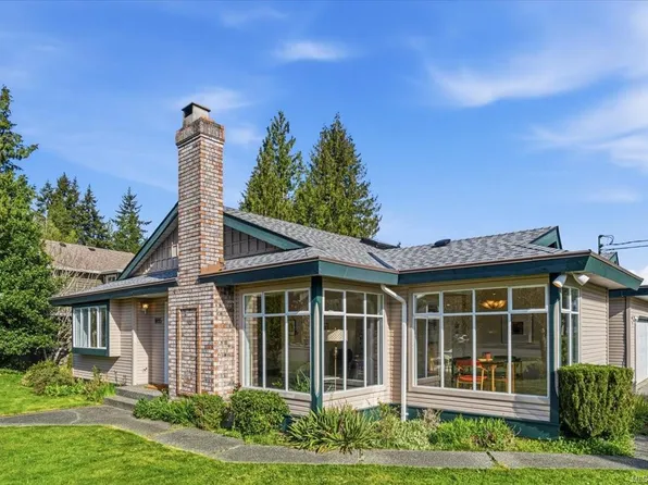 1095 Pepper Pl, Nanaimo, BC V9P 1Z5