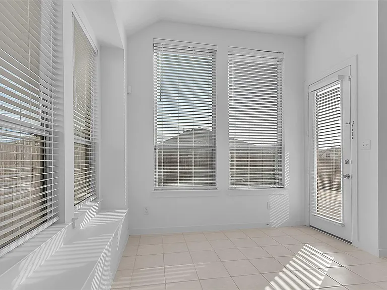 1805 Everglades Dr — Photo 16