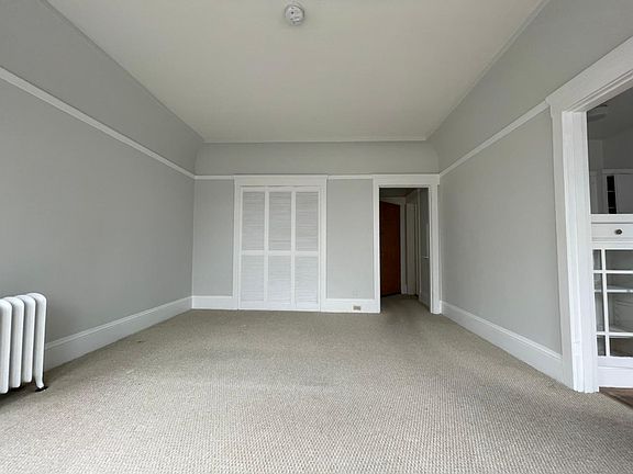 3rd image of 2295 California St #31
