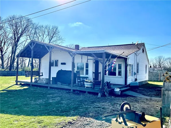 265 Nunamaker Hill Rd, Ford City, PA 16226