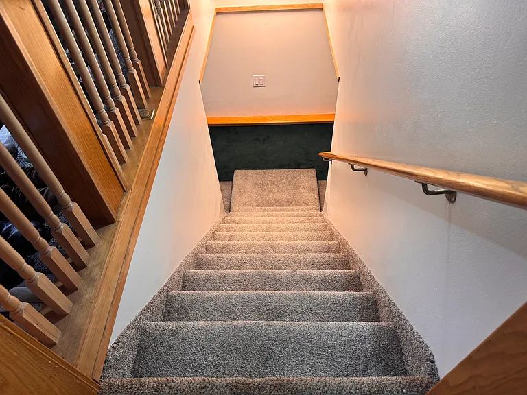 525 Lignite Ave #1 — Photo 2