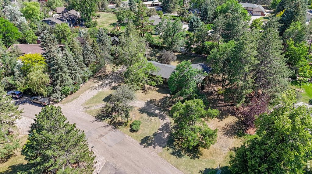 1009 Club View Rd