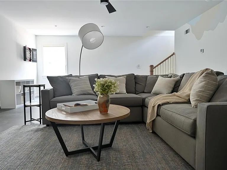 801 Adair Ave NE — Photo 35