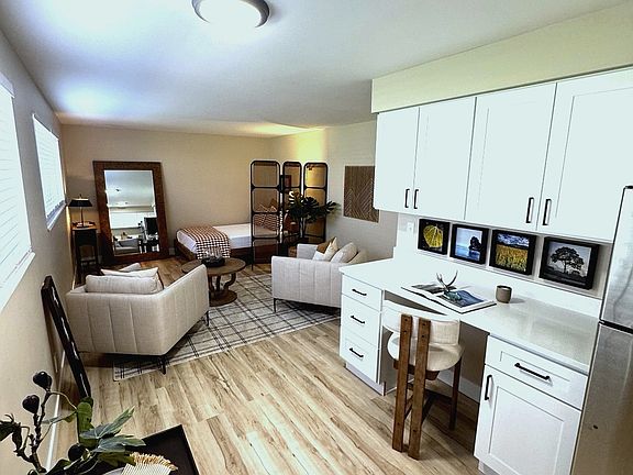 3rd image of 2220 E Murray Holladay Rd APT 110