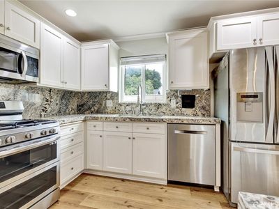 2420 S Artesia St, Santa Ana, CA, 92704