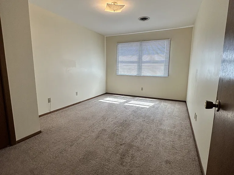109 Fisk Ave #9 — Photo 12