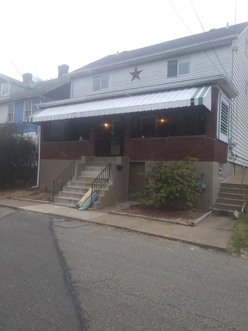 2 Erie Ave photo 1