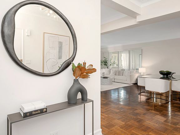 2nd image of 860 5th Ave #8EN