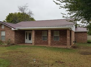 124 Walnut, colbert, OK 74733