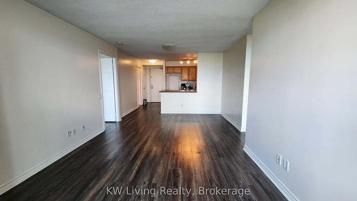 Building Photo - 61 Town Centre Ct #1104