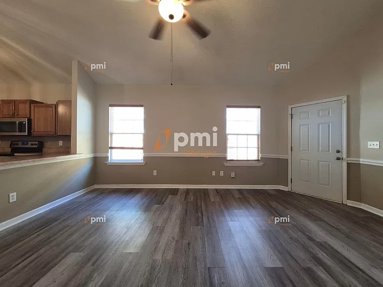 342 Orchard Way — Photo 4