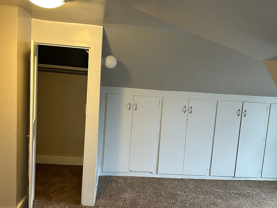 2nd image of 1038 Courtney St NW